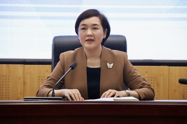 校长魏萍讲话 - 副本.jpg